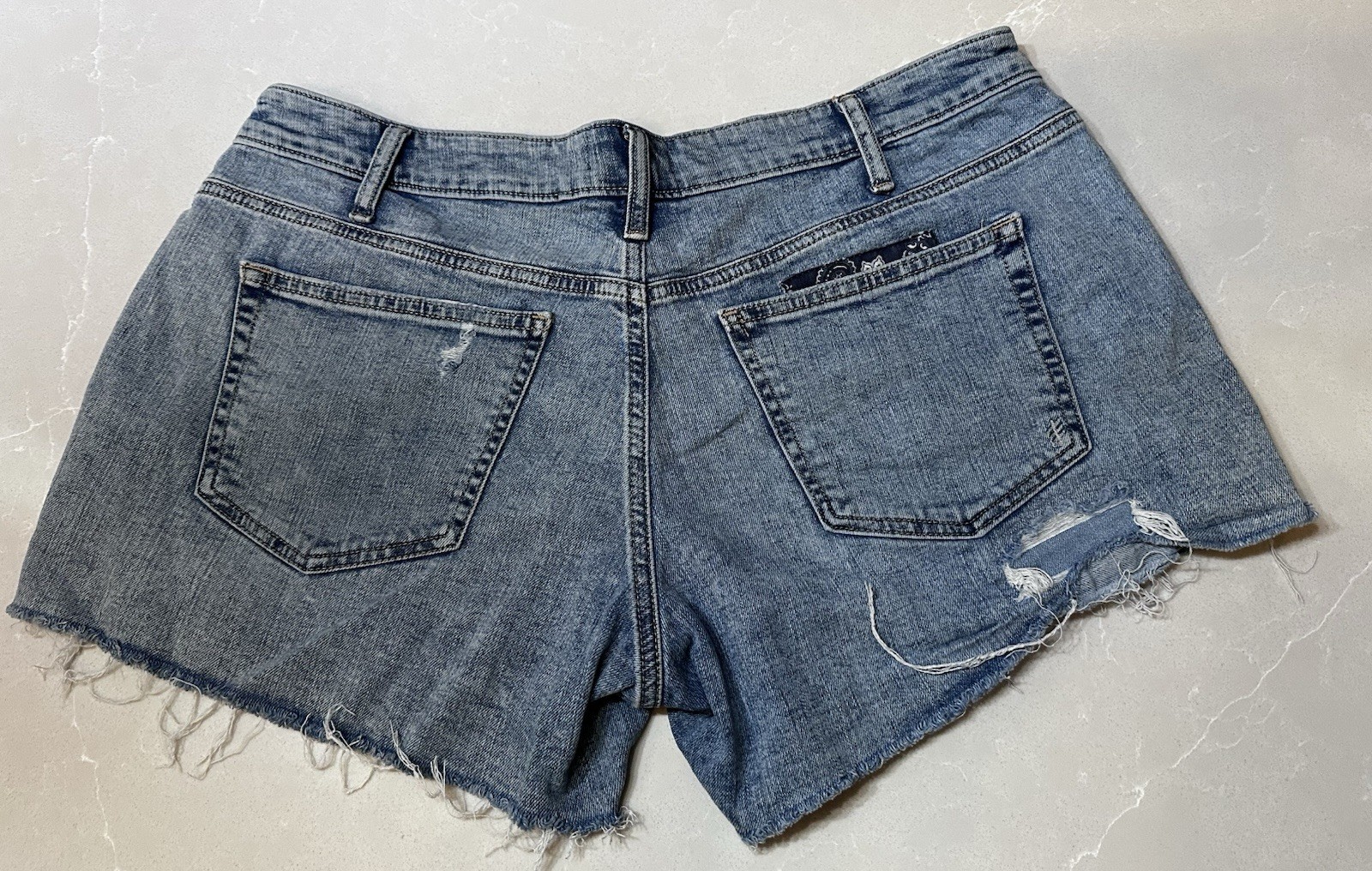 Silver Jeans Co. Boyfriend Patchwork Distressed B… - image 4