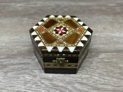 Vintage Inlaid Laquered Wood Small Hexagon Hinged Jewelry Trinket Box Spain