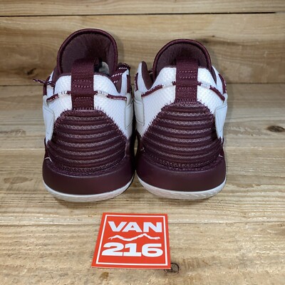 Size 9.5 - Adidas Dame 7 EXTPLY Mississippi State Bulldogs  display picture 1