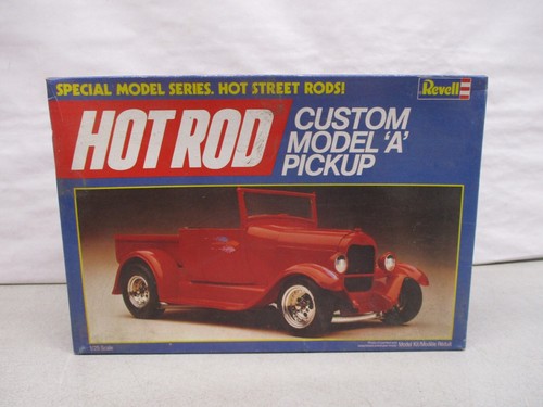Revell Hot Rod Custom Model A Pickup 1/25