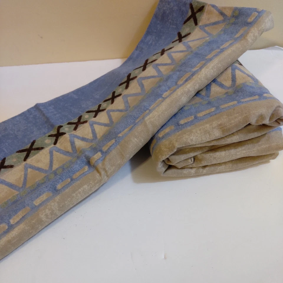 NUEVO JC Penney Franela Azteca Estándar/Reina Fundas de Almohada 22 x 31 Lote de 2 Foto 4 de 4