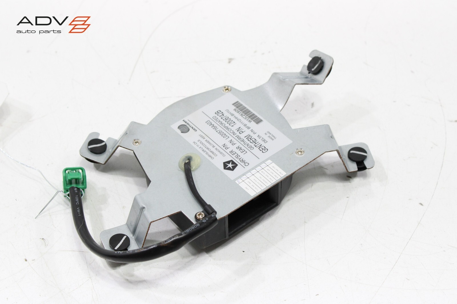 2017 - 2020 MASERATI LEVANTE FRONT RIGHT PASSENGER SEAT LOWER FAN BLOWER OEM