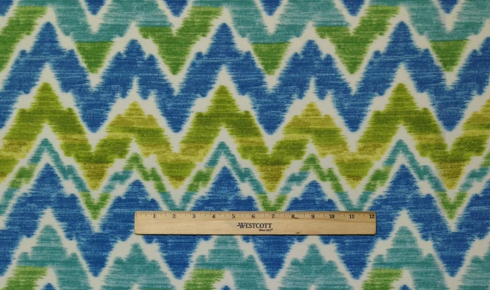 TELA EXTERIOR CHEVRON PUNTO LLAMA AZUL ISLA MILL CREEK TIAGO POR YARDA 54"W Foto 3 de 4