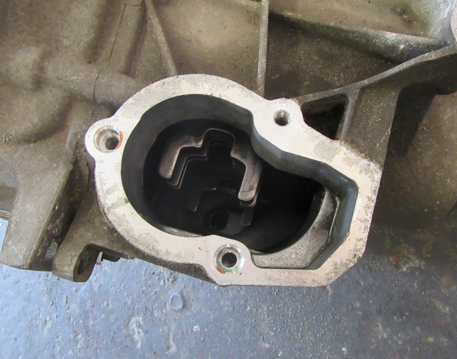 Genuine MINI 6 Speed Gearbox GS6-58BG 1.2 Petrol B38 for F55 F56 F57 ...