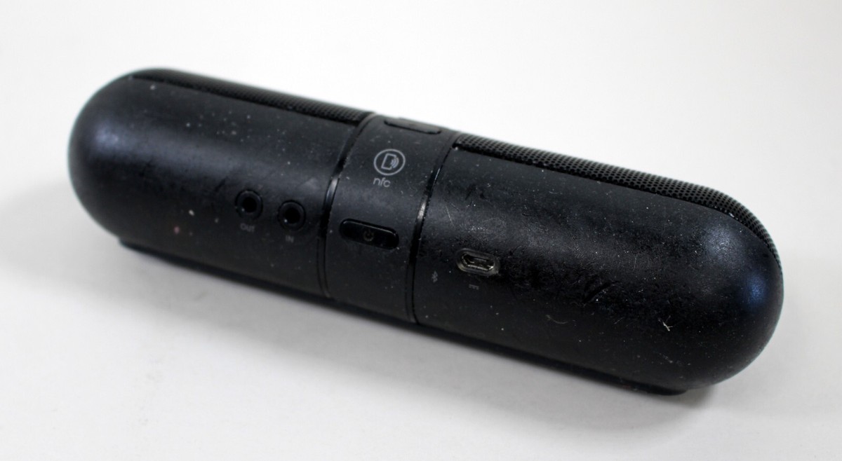 Beats Pill Speaker With Original Charging Cable, AUX cable, and