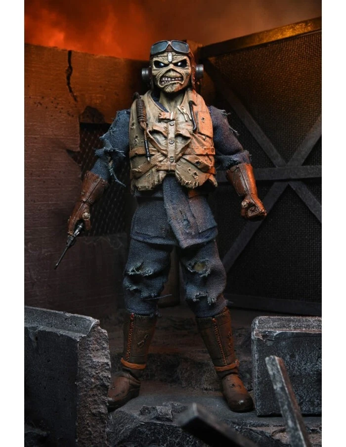 NECA IRON MAIDEN EDDIE ACES HIGH CLOTHED RETRO ACTION DOLL NEW - Immagine 2 di 4