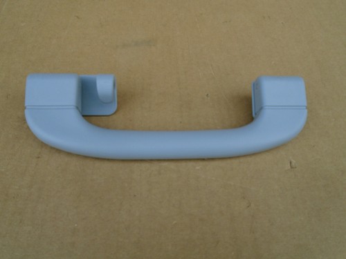 BMW 1er E87 Angstgriff Haltegriff Griff hinten 9143529 121Tkm