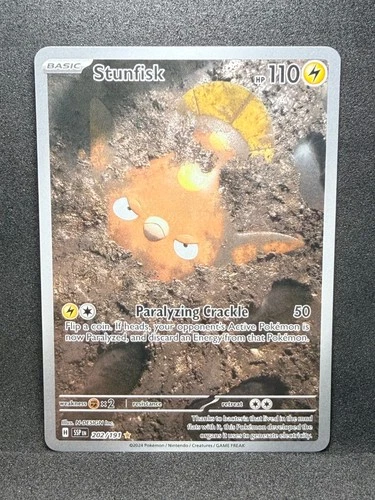 Stunfisk Holo Illustration Rare SV08: Surging Sparks 202/191 NM