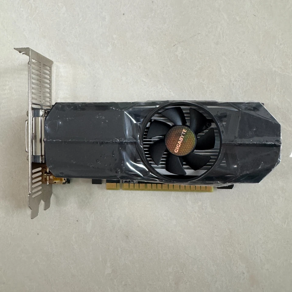 GIGABYTE GeForce GTX 1050 2GB GDDR5 Low Profile Video Card GV-N1050OC-2GL - Image 2 of 4