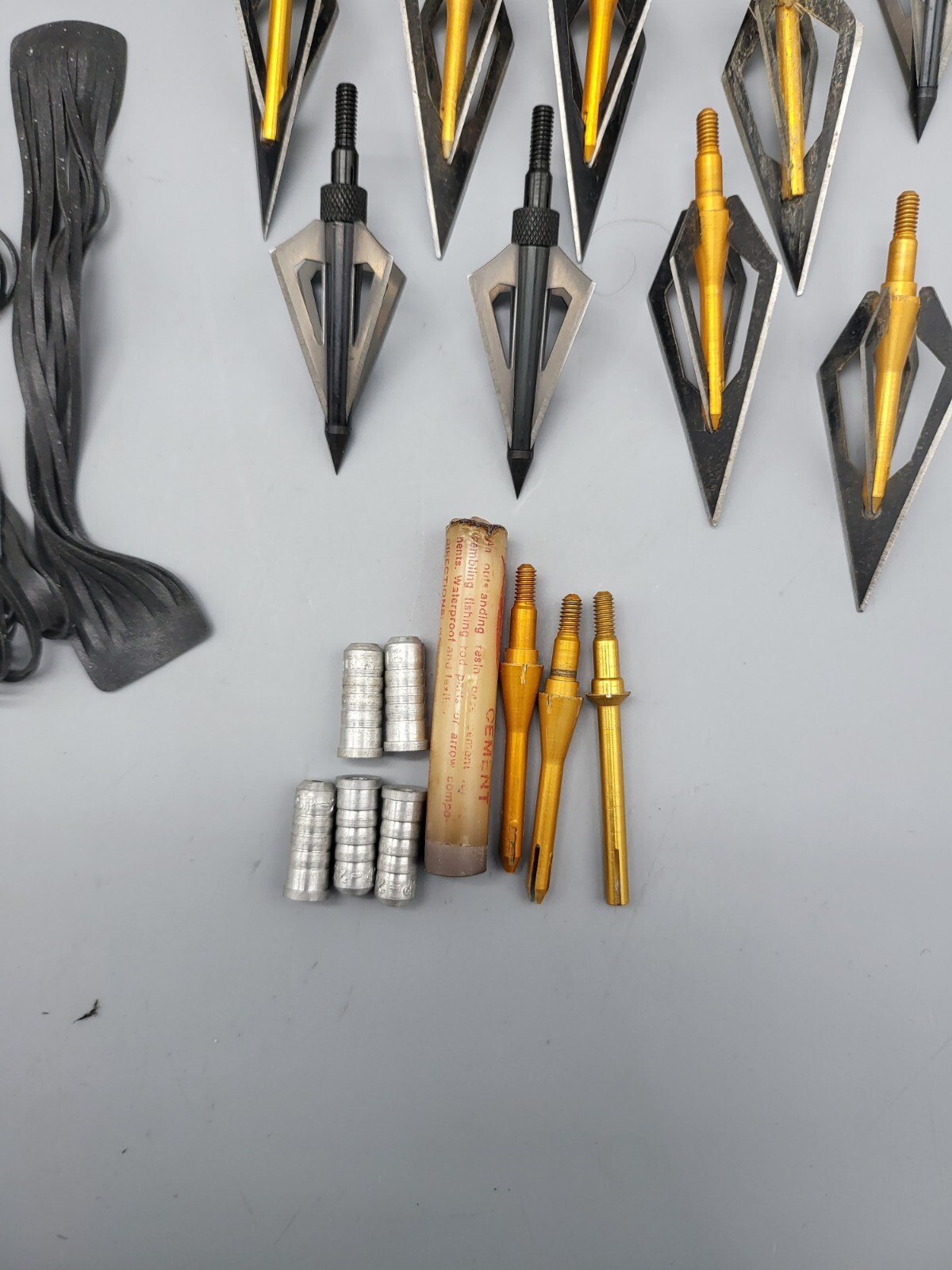 Large Mixed Lot of Used & Unused Archery Broadhead Razor Arrows eBay