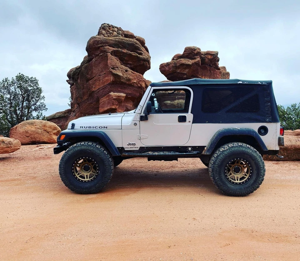 Soportes de motor de elevación Rock Jock 1" CE-9200 Jeep Wrangler YJ TJ LJ 4,0 L 4,2 L Foto 4 de 4