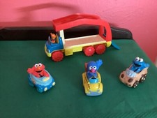 TYCO Preschool Sesame Street Car Carrier w/ Vehicles