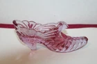 (JW) Fenton® Rose Pink Glass Shoe Slipper w/Stretched Cat on Front