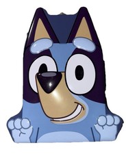 Estuche de coleccionista de metal Bluey Character Play And Go 7 1/2” x 5” X 3”