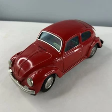 Vintage 9" Toytown Tin Litho Red Volkswagen Beetle Batt. Op Works made Japan