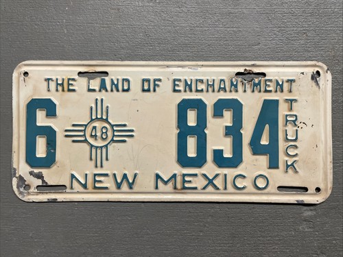 1948 NEW MEXICO LICENSE PLATE WHITE/BLUE ZIA LAND OF ENCHANTMENT 6-834 TRUCK LEA