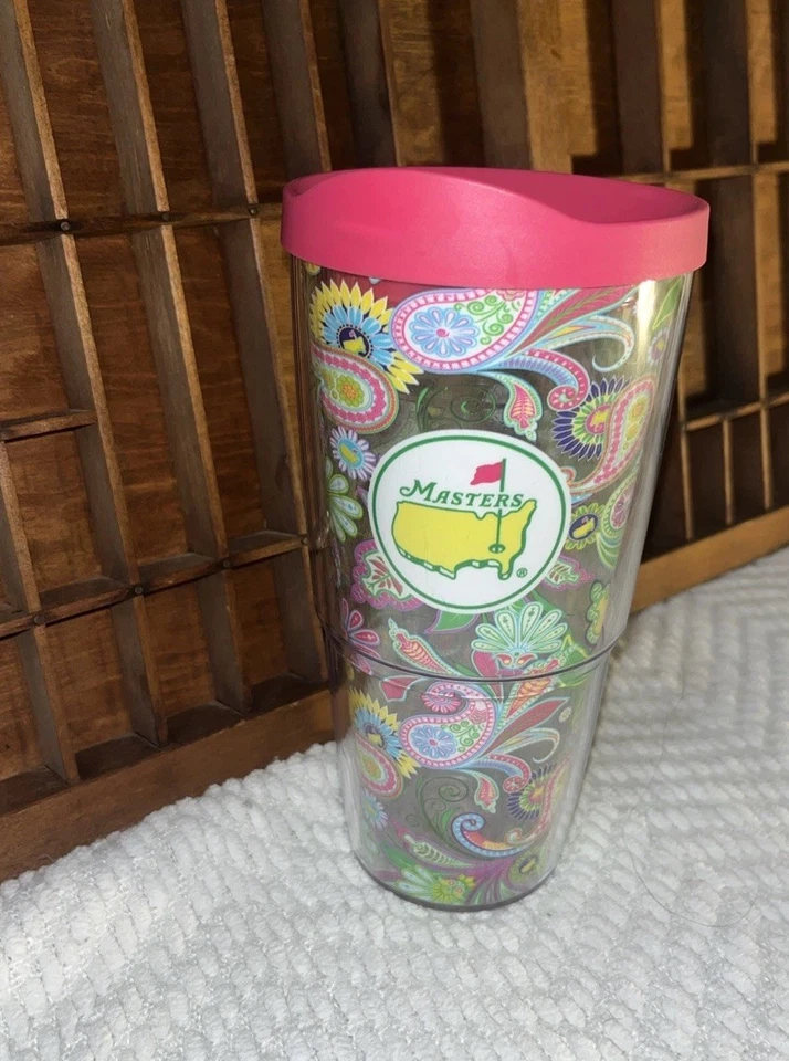 Vaso Masters Golf Tervis 24oz con tapa Foto 2 de 3