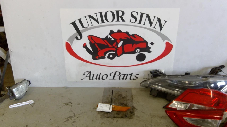 Conjunto de luz marcadora lateral usada se adapta a: Ford Fusion 2007 marcador lateral lado del defensa Foto 4 de 4