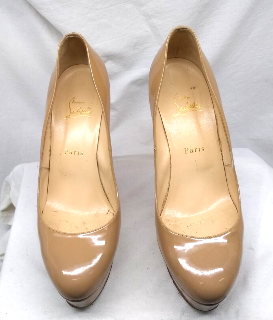 Christian Louboutin Nude Bianca Patent Stiletto High Heels