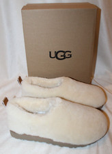 NIB UGG Women's Shearling Bootie Slippers Natural 10