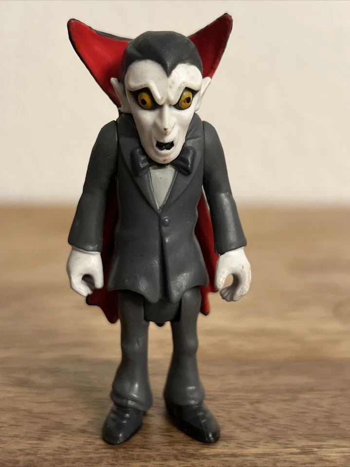 Boneco de ação VAMPIRE SCOOBY DOO 2,5" BRINQUEDO DE PVC - Imagem 2 de 4