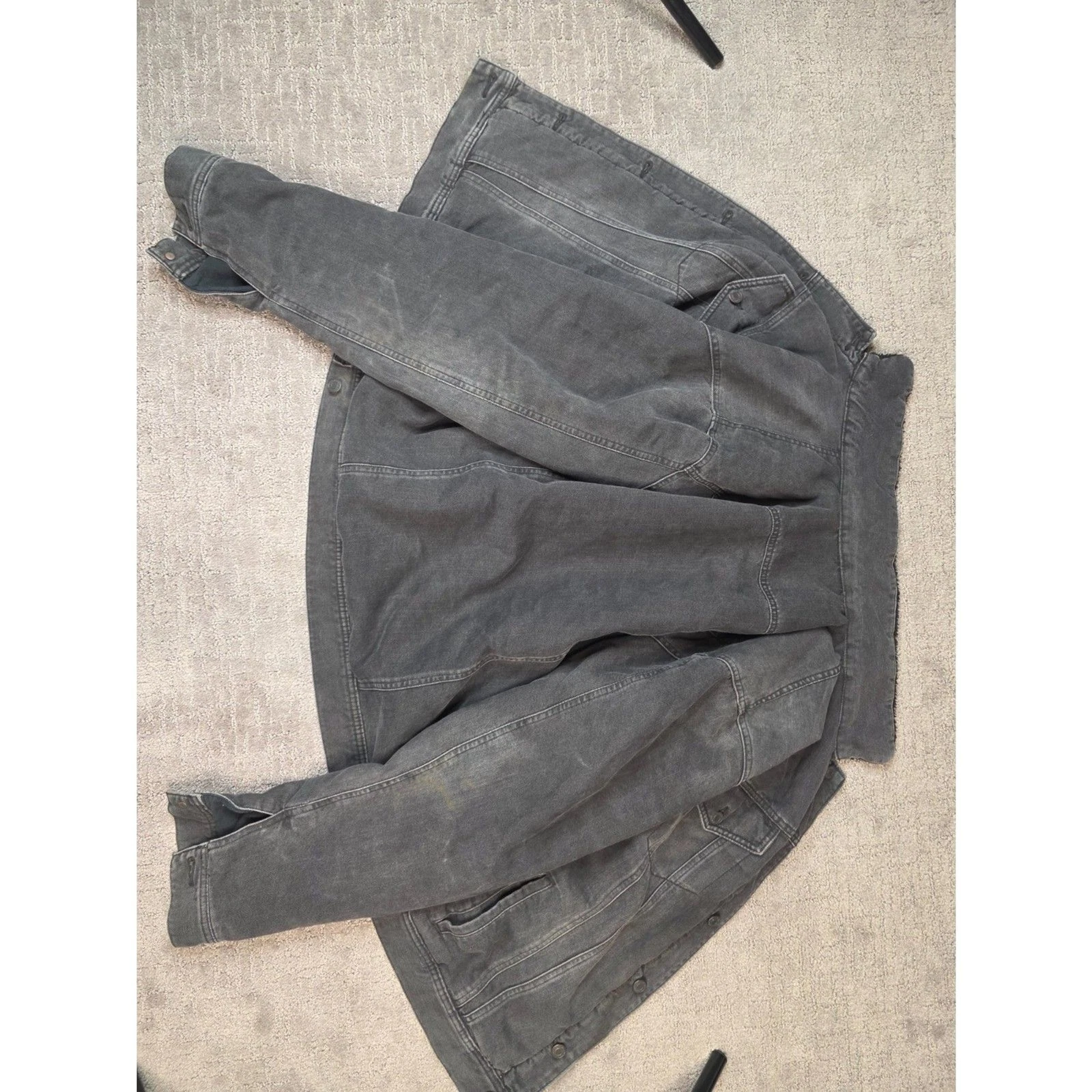 Old Navy Black Wash Sherpa Lined Denim Trucker Jacket Size XL - product detail image 8