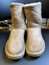 UGG Classic Size 8