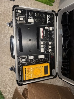 Knight Electronics ML-2010 - Mini Lab Prototyping Station