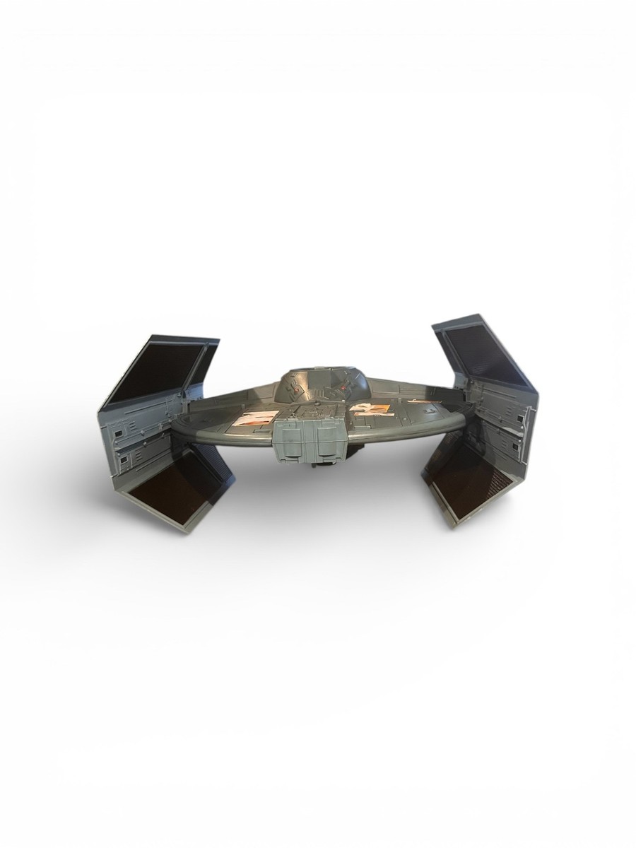 Hasbro 2003 Star Wars Darth Vader's Tie Fighter Advanced X1