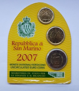 San Marino Minikit 2007 im original Blister mit 2€ 20 10 Cent Münzen