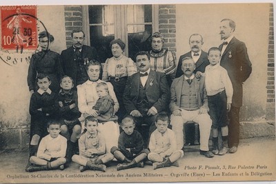 ORGEVILLE: Waisenhaus St-Charles der Confédération Nationale des Anciens