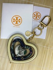 Tory Burch cream white Heart Coin Keychain gold chain Length: 9.2cm Width 8cm