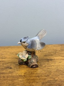 Vintage Porcelain Blue Jay Figurine Perched On Stump With White Flower 3”