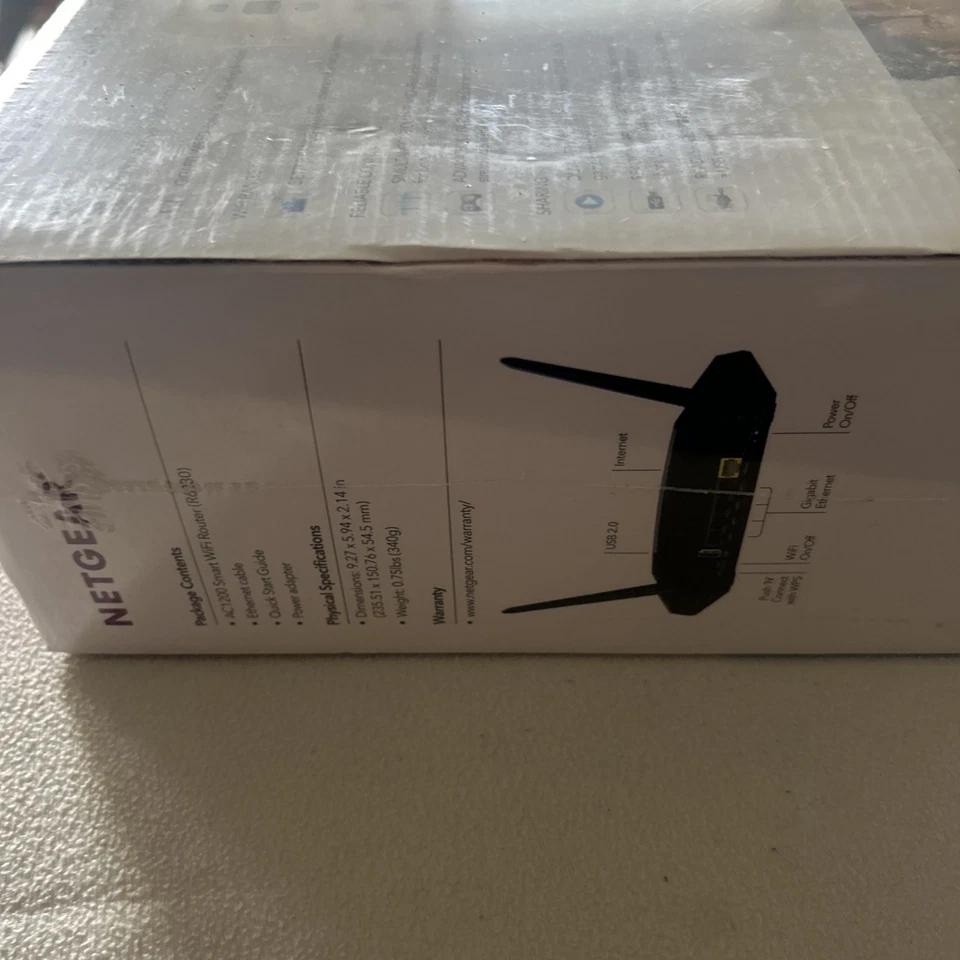 NETGEAR AC1200 1000Mbps 4 Ports 300Mbps Dual Band Gigabit Smart Router (R6230) - Image 3 of 4