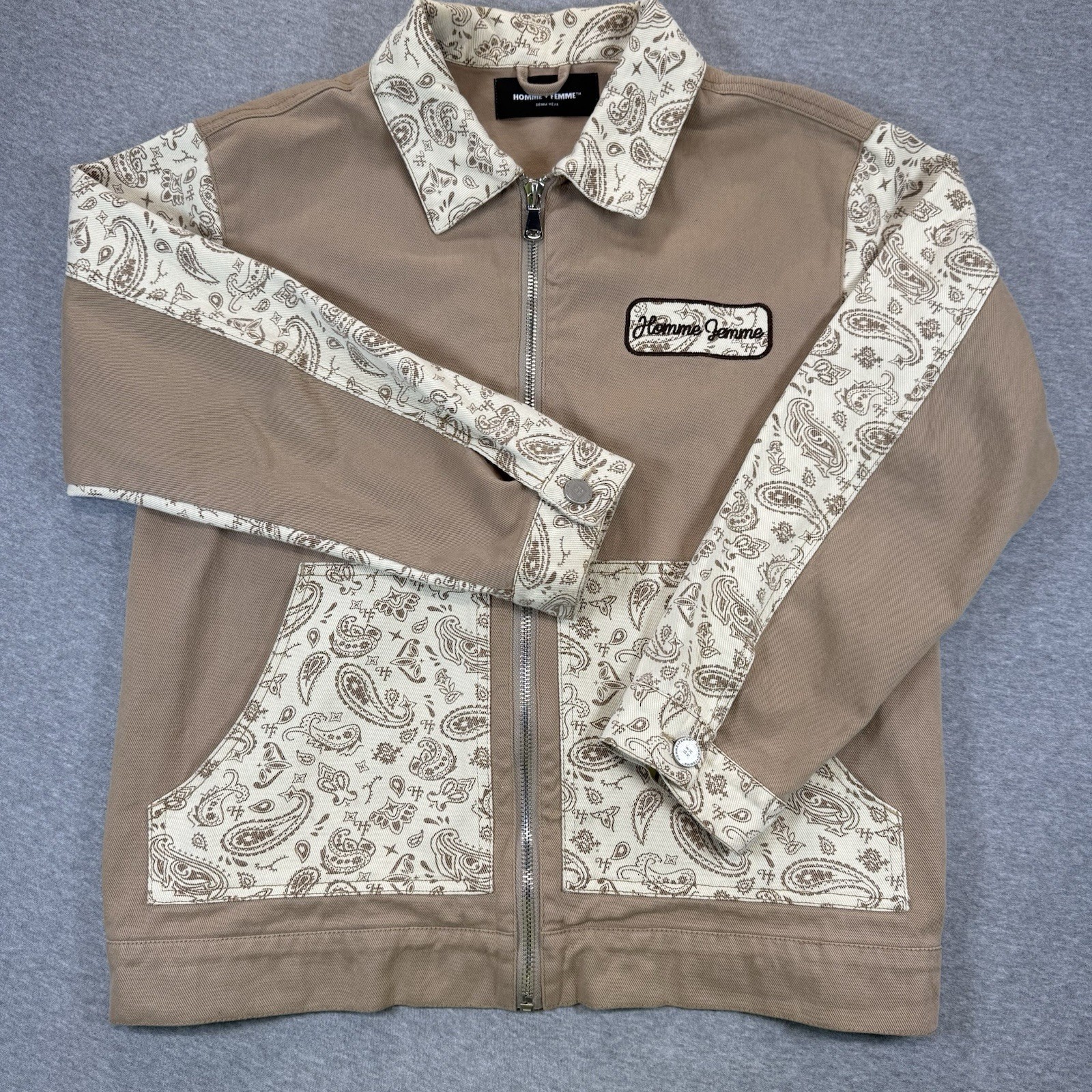 Homme + Femme Small Tan Brown Paisley Accent Denim Jacket Men's Logo Full Zip