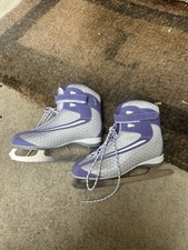 Women s Figure Ice Skates Purple Silver Recreational Skates, Size 9