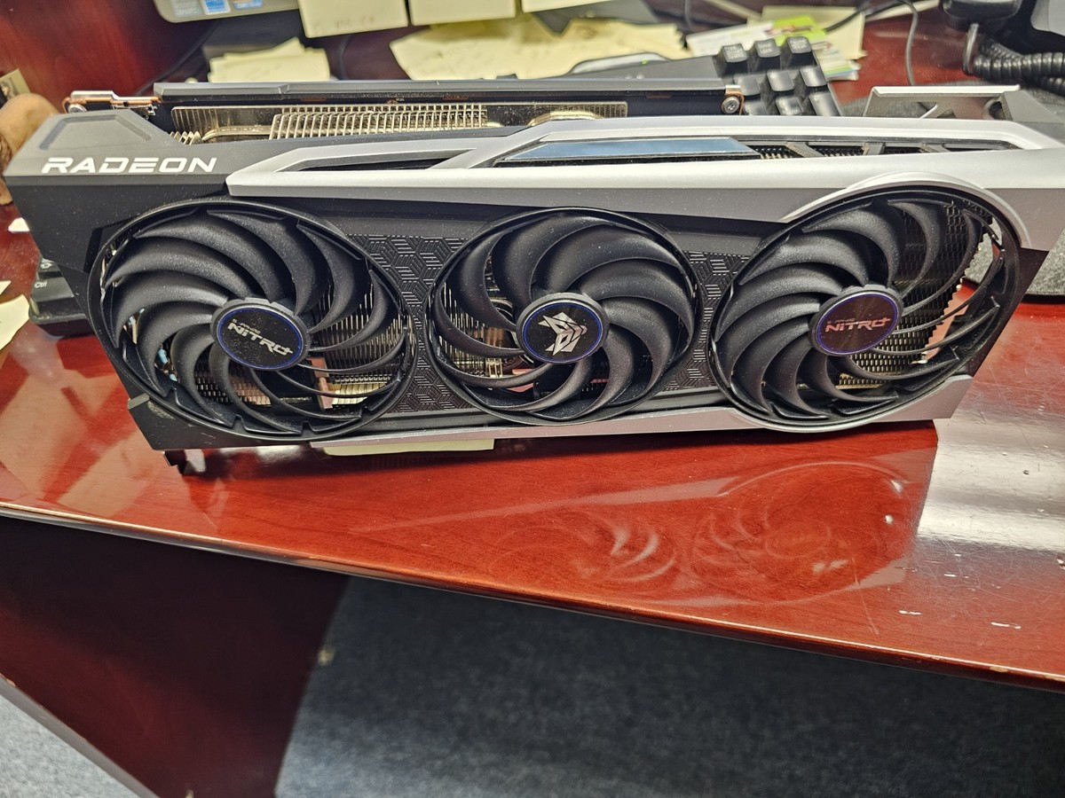 グラフィックボード・グラボ・ビデオカード Sapphire Radeon RX 6800 XT Nitro+ 91KCEsgjsXL._UF350,350_QL50_.jpg
