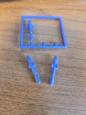 HASBRO 1985 TRANSFORMERS G1 TRIPLE CHANGERS BLITZWING MISSILE ACCESSORY PARTS