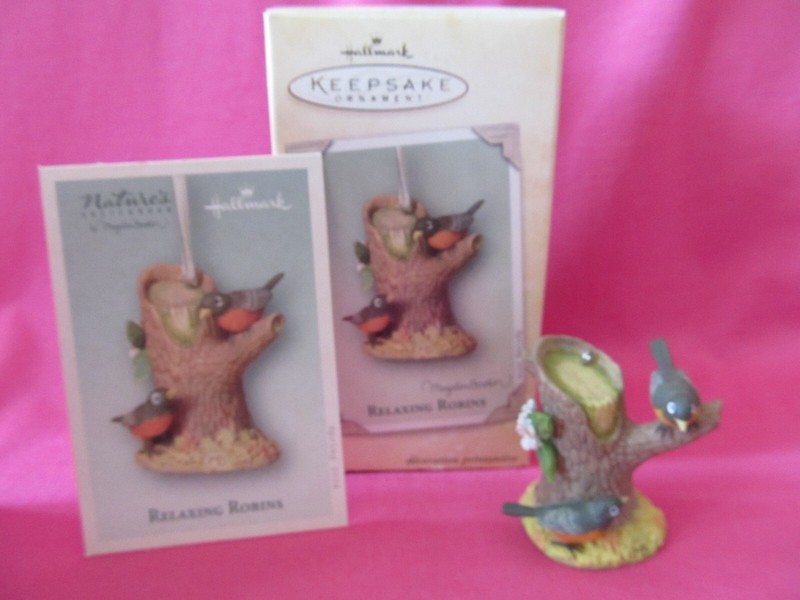 HALLMARK KEEPSAKE EASTER SPRING ORNAMENTS MARJOLEIN BASTIN RELAXING ROBINS 2004