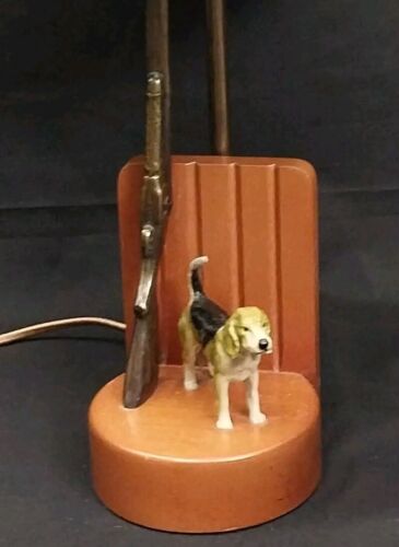 Mid Century Hunting Lodge Watchdog & Shotgun Lamp Farm Scene Shade Incredible! - Picture 23 of 24