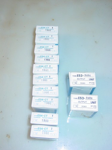 OMRON E54-CT1, CURRENT TRANSFORMER, Lot # 1960-10 transformers 2-E53-R4R4 NEW