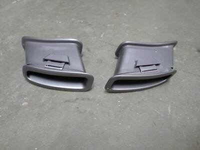 Nissan Skyline R34 GTR - FRONT SEAT HARNESS /  Gurtführung Sitze vorne 