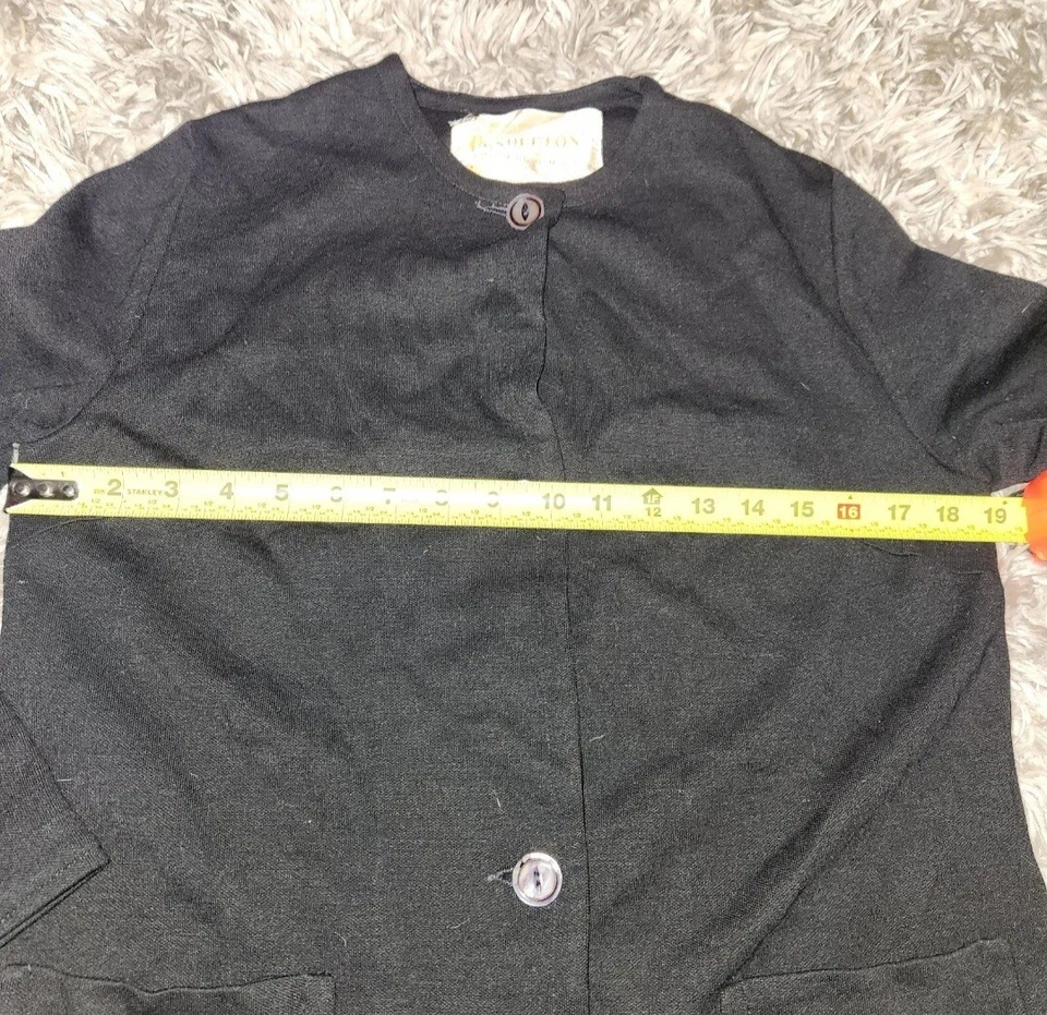 Pendleton Women's 100% Virgin Wool Vintage Overcoat - Image 4 of 4