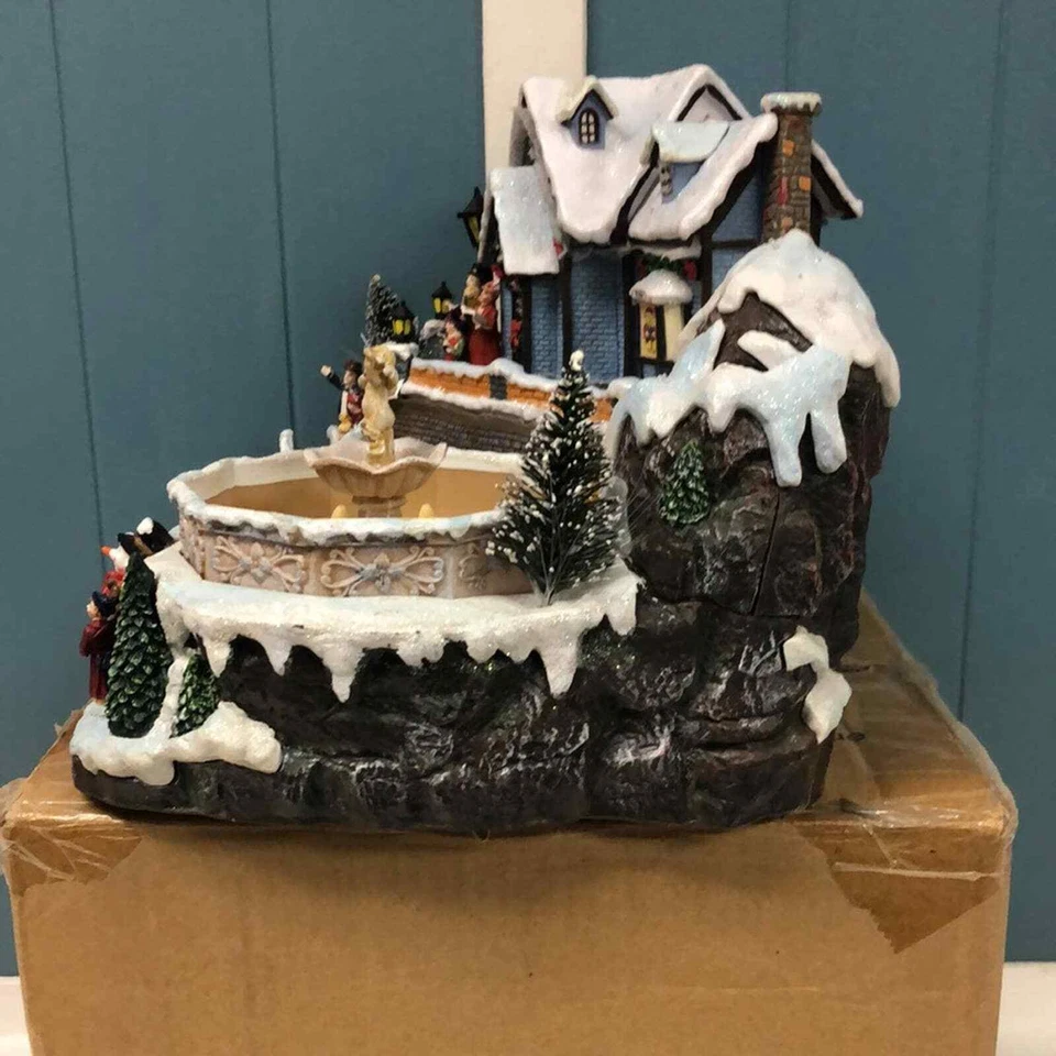 Vintage AVON Pueblo de Navidad Paisaje CASCADA CON casa, cantantes Foto 3 de 4