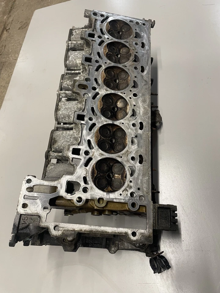 Cylinder Head N52B25A Fits for BMW 3 (E90) 323i 325i 328i 330i 7591618 168k - Image 3 of 4