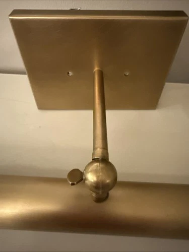 Hinkley Lighting 31010 Regis 14"W LED Accent Picture Light - Brass - Picture 4 of 6