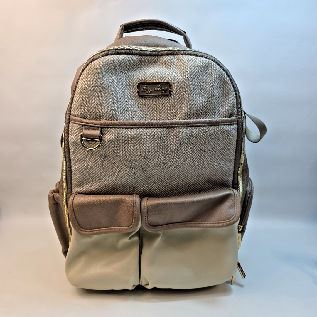 Itzy Ritzy Boss Backpack Diaper Bag Mocha Brown Cream 