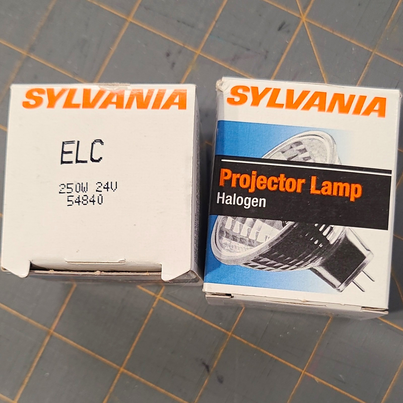 SYLVANIA ELC 250W 24V Halogen Projector Lamp Bulb Universal Compatible Set Of 2