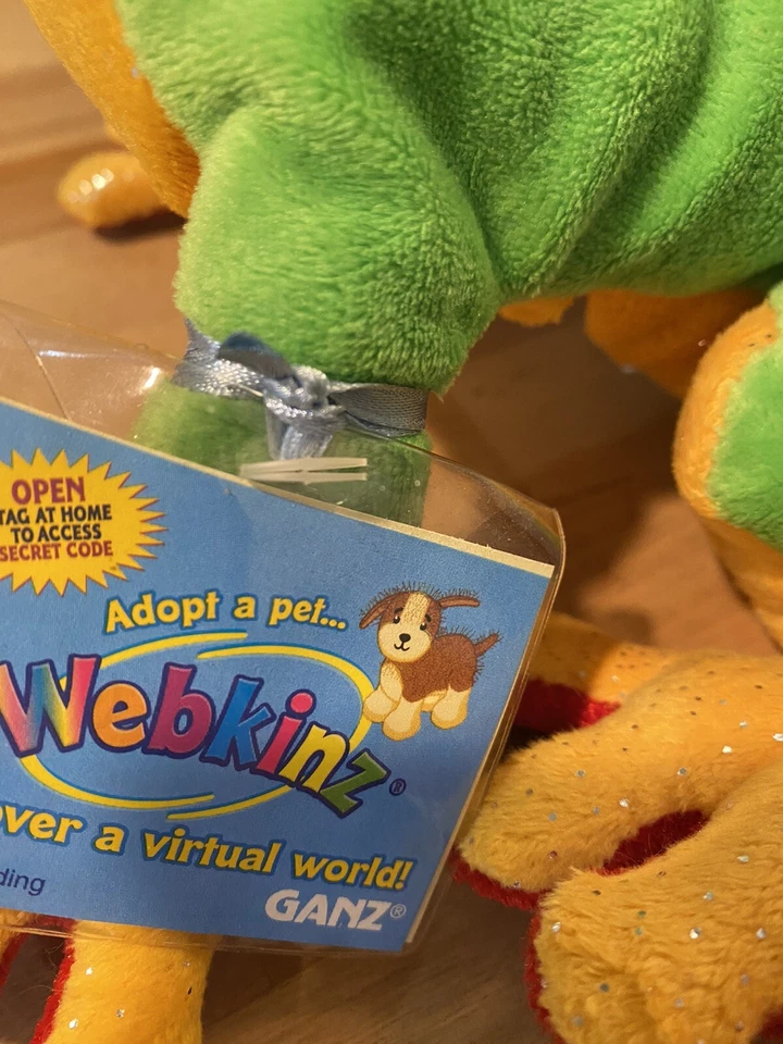 Webkins Tree Frog With Code New Soft Plush Stuffed Animal - Image 4 of 4