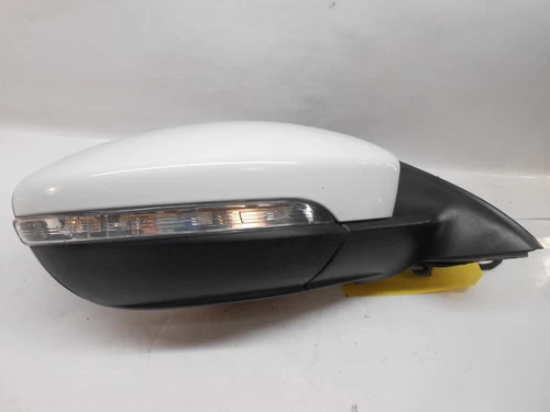Jetta 5 White Right Side View Mirror OEM  E11026658 / 026658  / E1012522 GC0910